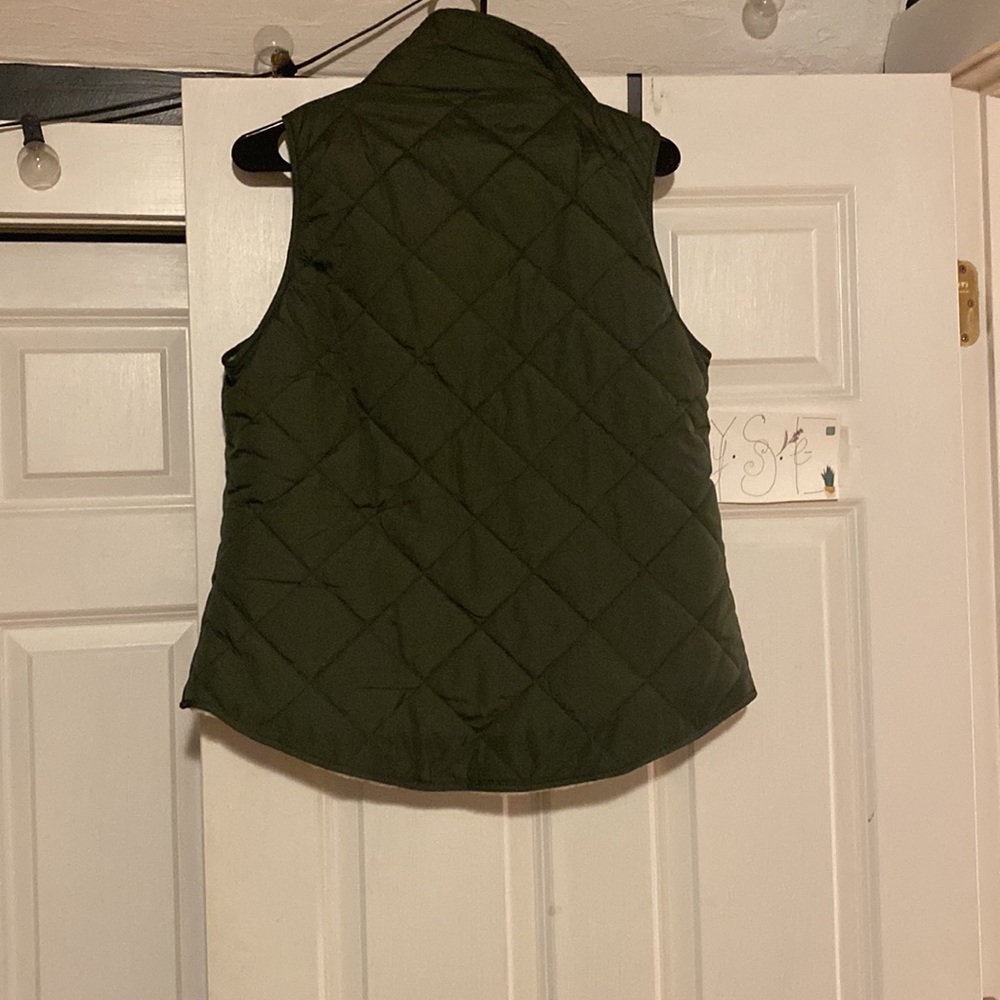 Army Green Fluffy Vest - Picture 2 of 2